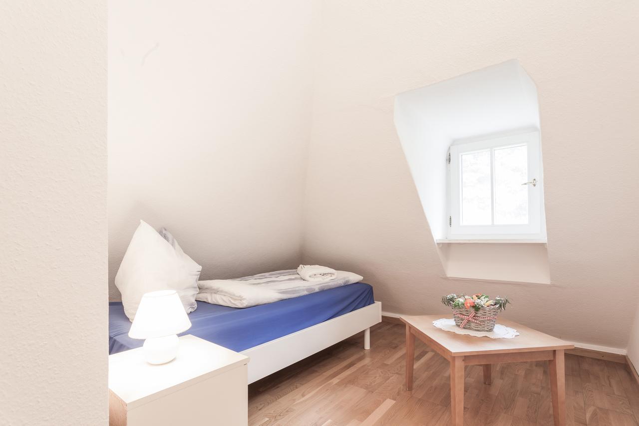Gaestehaus Villa Rose Durrrohrsdorf الغرفة الصورة
