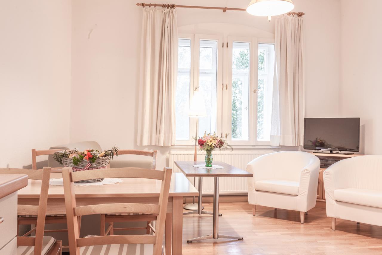 Gaestehaus Villa Rose Durrrohrsdorf الغرفة الصورة